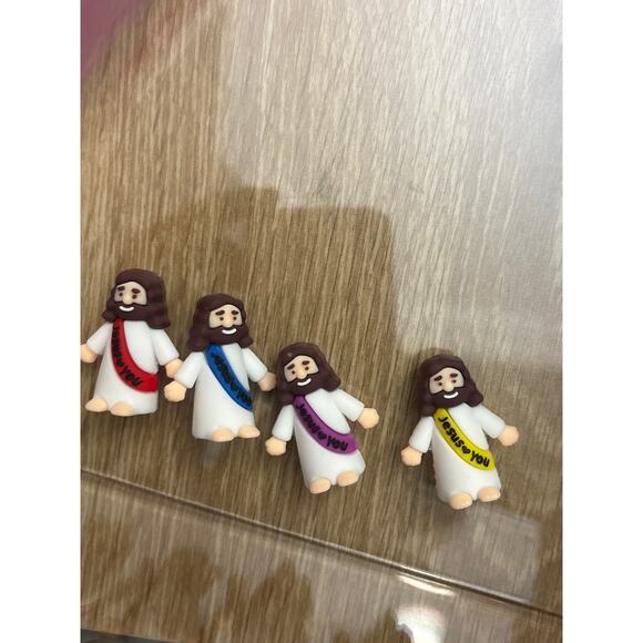 New mini Jesus - Picture 3 of 3
